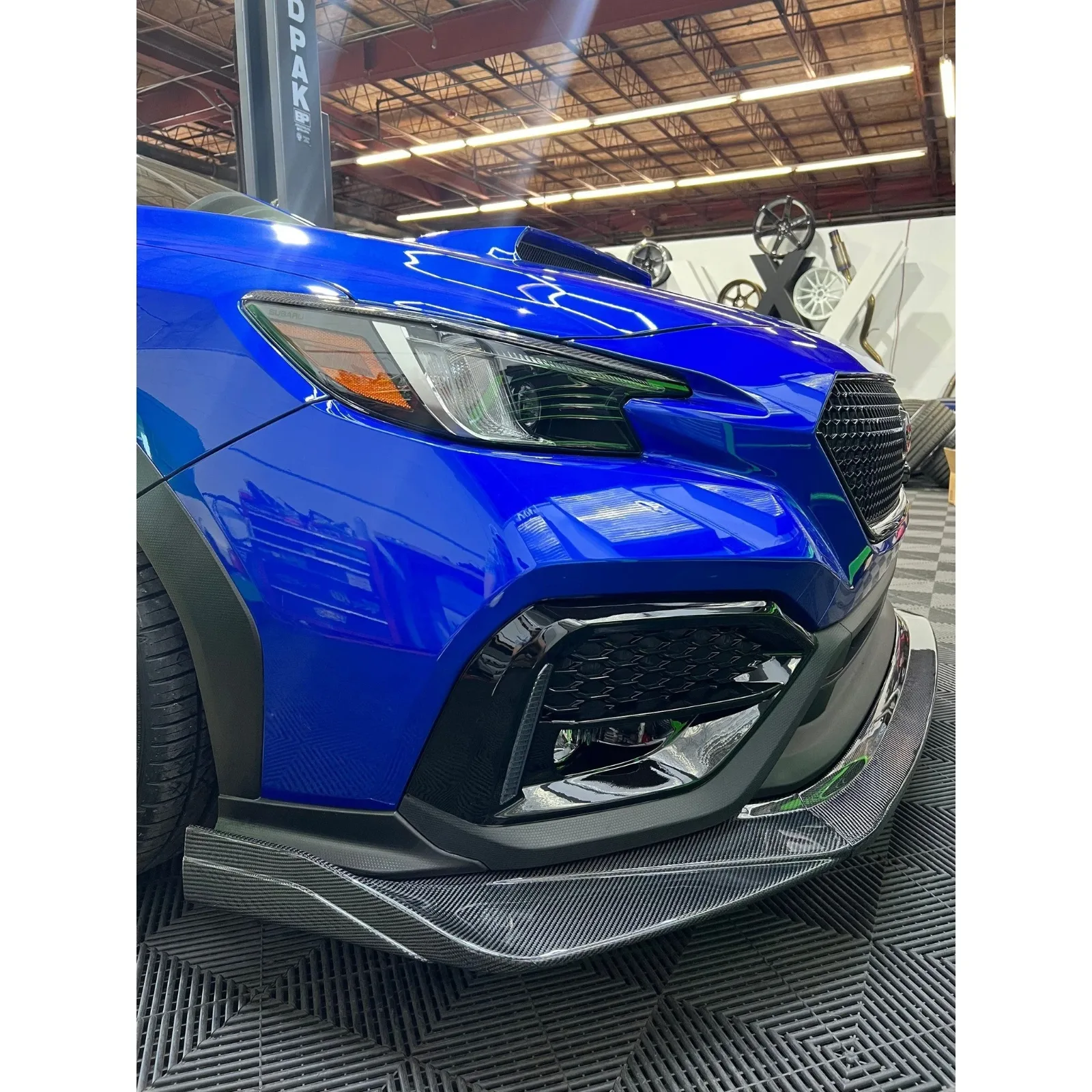 Noble Varis Style 3-Piece Carbon Fiber Front Lip